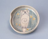 「みみずくの皿」（鴎外自画素焼皿）1913年1月1日画（館蔵）